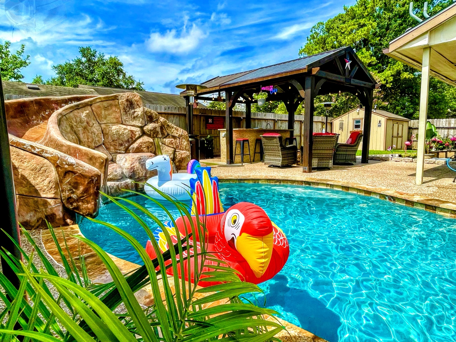Bar and gathering area at Cypress River Oasis
